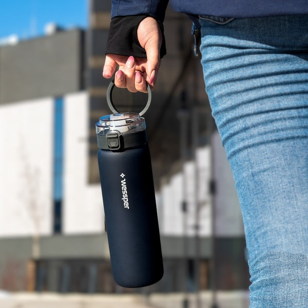 Wessper ActiveMax Glass 680 ml Grey– szklana butelka filtrująca, filtr węglowy, szkło borokrzemowe, ekologiczna, stylowa, bez BPA, kolor: szara