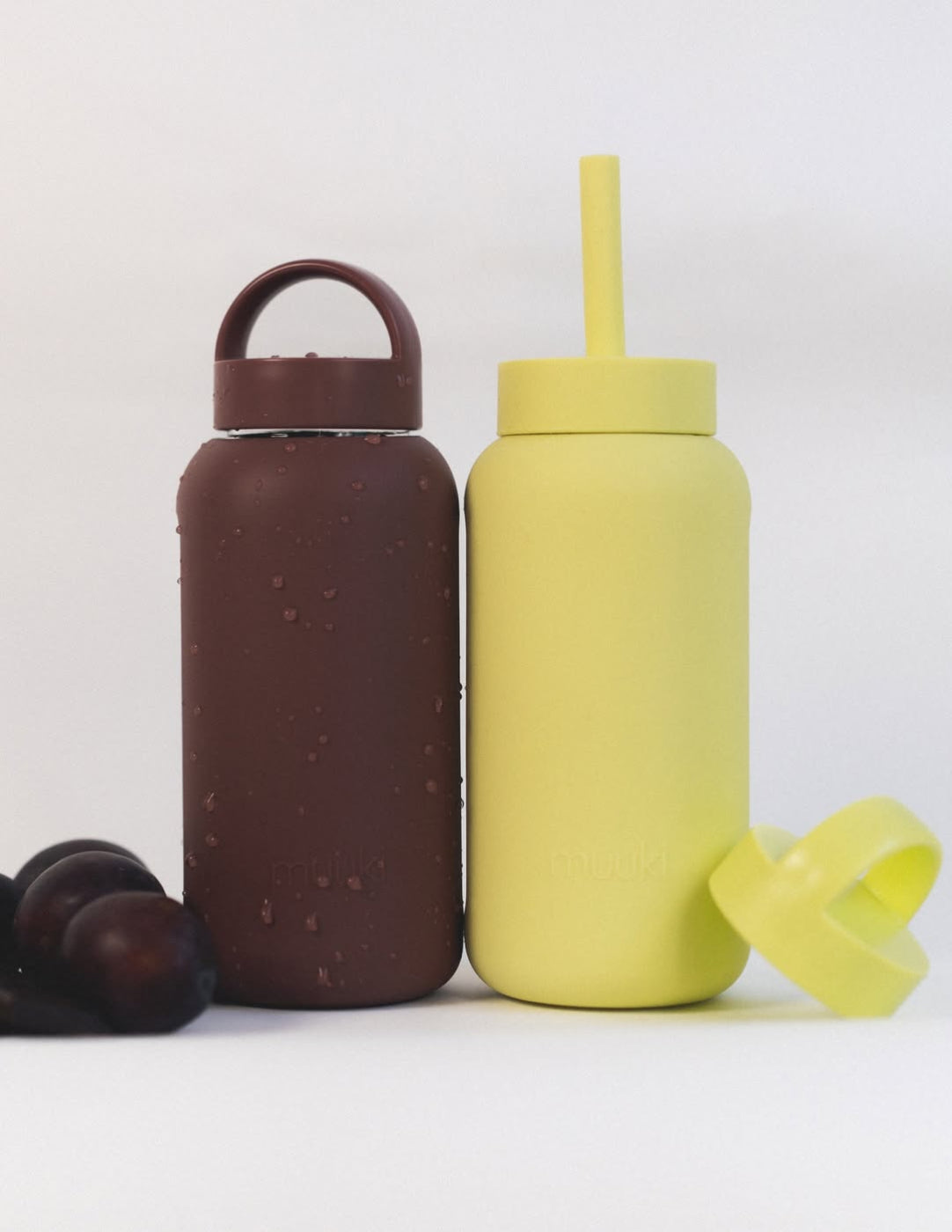 Szklana butelka motywacyjna Muuki 0,72 l w pastelowym żółtym odcieniu