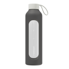 Wessper Borosilicate Cool Grey – szara, szklana butelka motywacyjna 1 l. Szkło borokrzemowe, silikonowe etui, szczelna zakrętka, miarka godzinowa, bez BPA, do zimnych i gorących napojów.