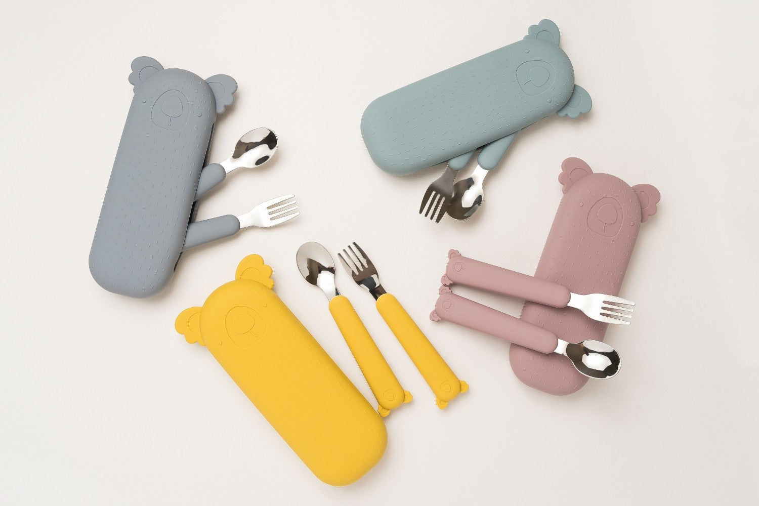 Kolorowy zestaw sztućców The Cotton Cloud ze stali nierdzewnej z silikonowym etui – idealny do przedszkola, szkoły i na wycieczkę