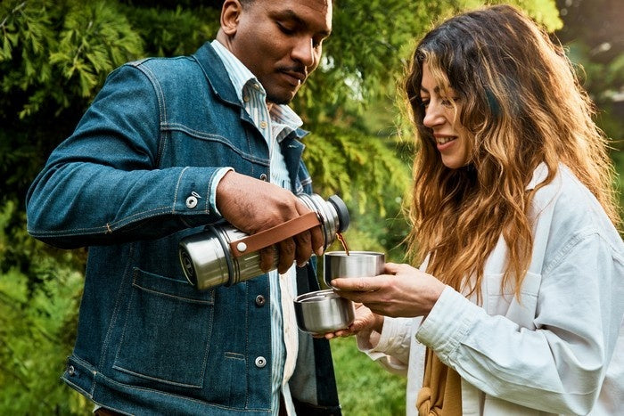 BLACK+BLUM Explorer Flask Duo termos 1 L – 24h ciepła/chłodu, 100% szczelny, 2 stalowe kubki, wytrzymały, do zmywarki.