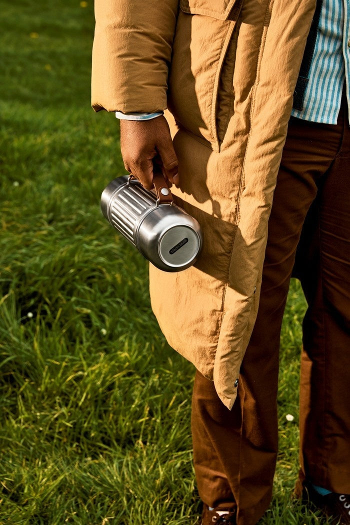 BLACK+BLUM Explorer Flask Duo termos 1 L – 24h ciepła/chłodu, 100% szczelny, 2 stalowe kubki, wytrzymały, do zmywarki.