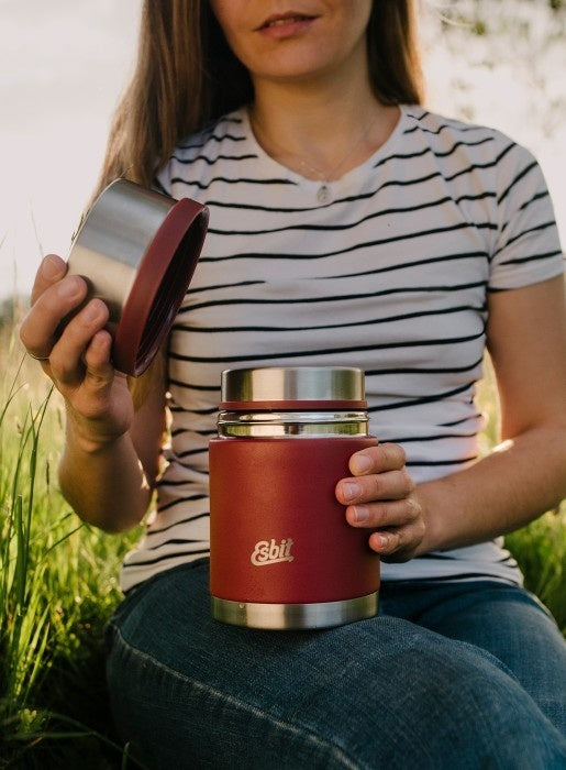 Esbit Sculptor Food Jug Burgundy Red – bordowy termos na posiłki o nowoczesnym designie