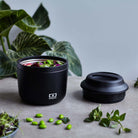 Stalowy termos turystyczny o pojemności 550 ml Monbento Element Onyx