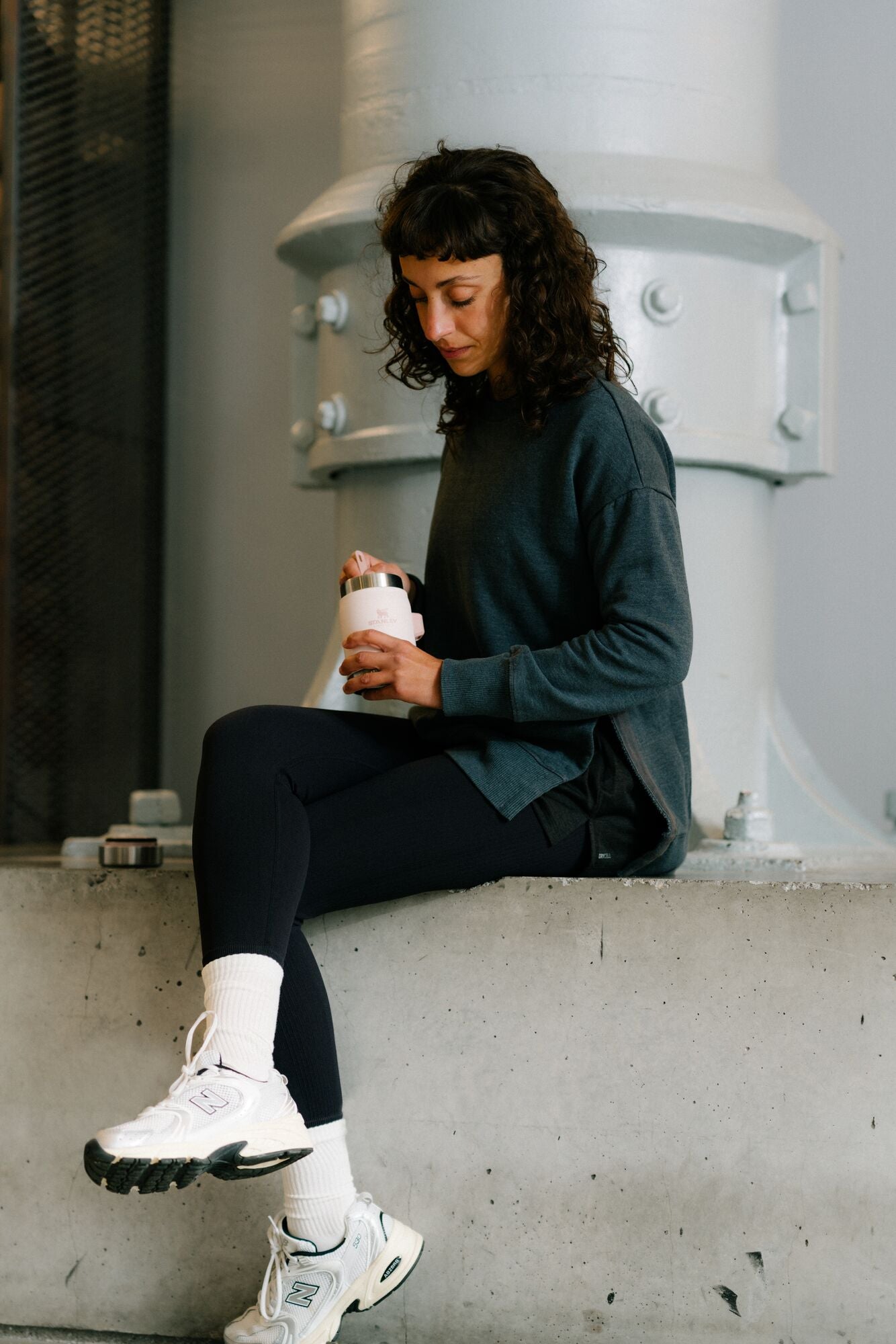 Termos na posiłki Stanley 400 ml z uchwytem na sztuciec w kolorze różowym