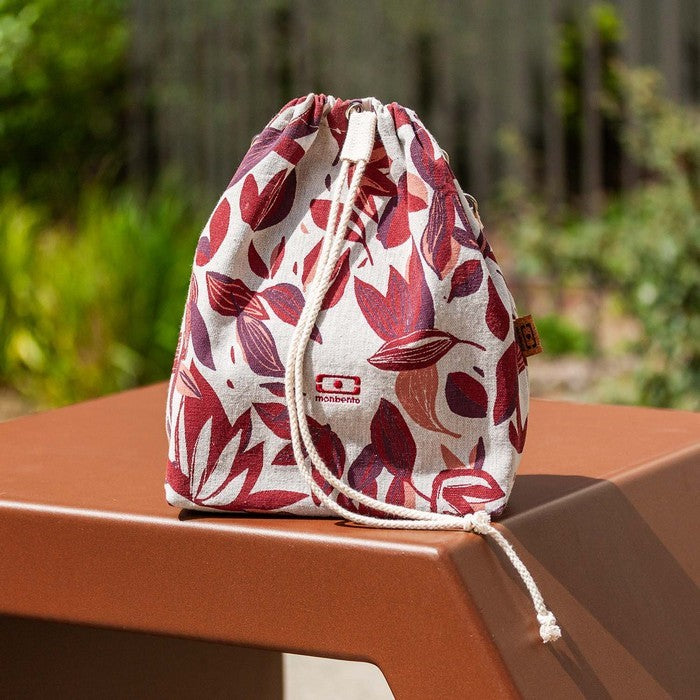 Monbento Lunchbag Red Vegetal – lekka, termoizolowana torba na lunch, idealna do szkoły, pracy i na wycieczki.