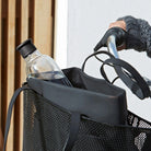 Butelka na wodę RIG-TIG DRINK IT Aqua - 750 ml, tritanowa, lekka, szczelna i ekologiczna. Minimalistyczna butelka wielorazowa w niebieskim odcieniu.