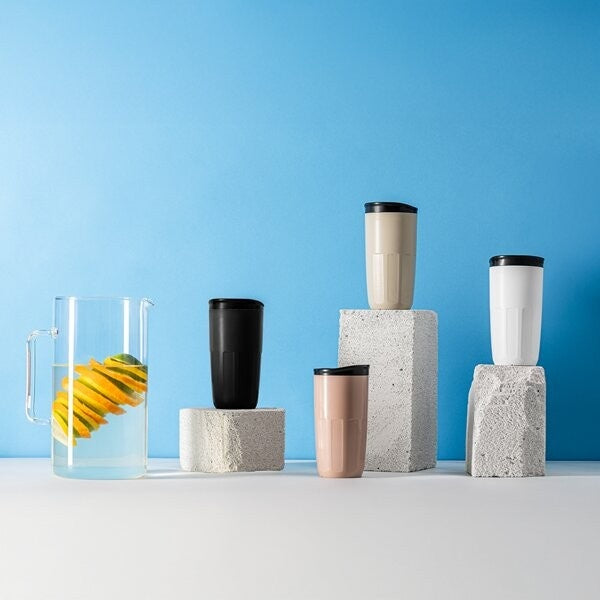 Wessper FIKA kubek wielorazowy 400 ml –  na kawę i herbatę na wynos, bezpieczny, z pokrywką, do ciepłych i zimnych napojów, do zmywarki.