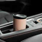 Wessper FIKA kubek wielorazowy 400 ml różowy –  na kawę i herbatę na wynos, bezpieczny, z pokrywką, do ciepłych i zimnych napojów, do zmywarki.