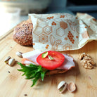 Woreczek na żywność BeePack Bees – wielorazowe opakowanie z bawełny,  antybakteryjny, bez plastiku, wzór: pszczoły