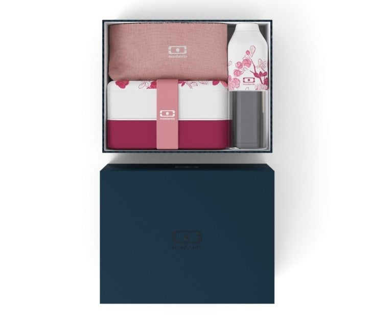 Monbento Gift Box Magnolia – zestaw prezentowy, lunchbox 1 L, butelka 0,5 L i torba, zestaw sztućców, szczelny, stylowy i idealny na prezent, kolor: różowy