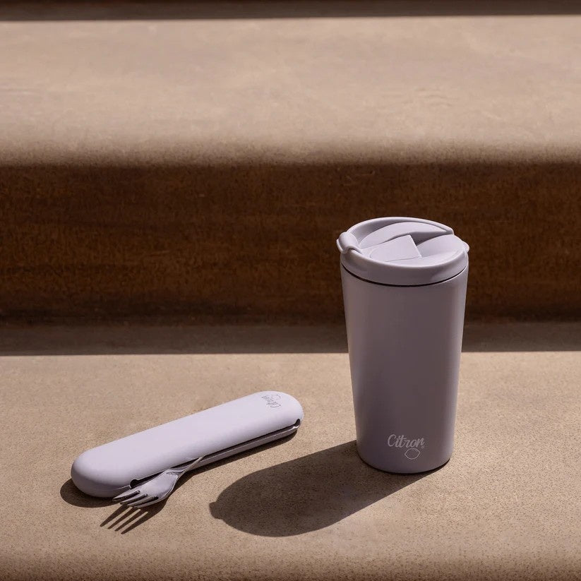 Zestaw sztućców Citron Purple ze stali nierdzewnej 304 z silikonowym etui, kompaktowy, bez BPA, idealny do lunch boxa, kolor: fioletowy