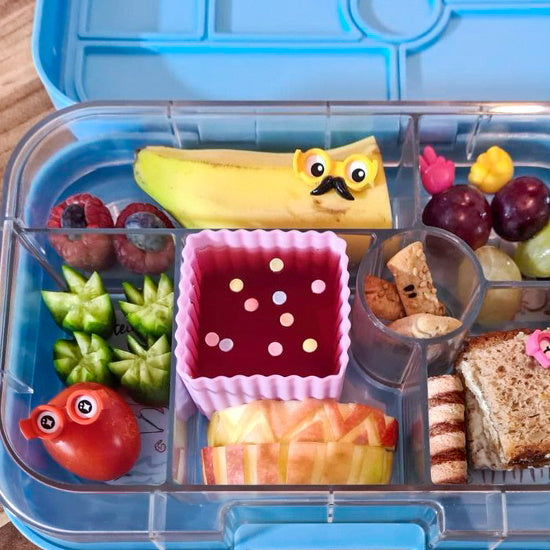 4 Foremki do lunchboxów Yumbox Rose/Lilac– idealne do rozdzielania przekąsek w lunchboxie, na owoce, orzeszki, sery i inne, kolor: różowy/fioletowy