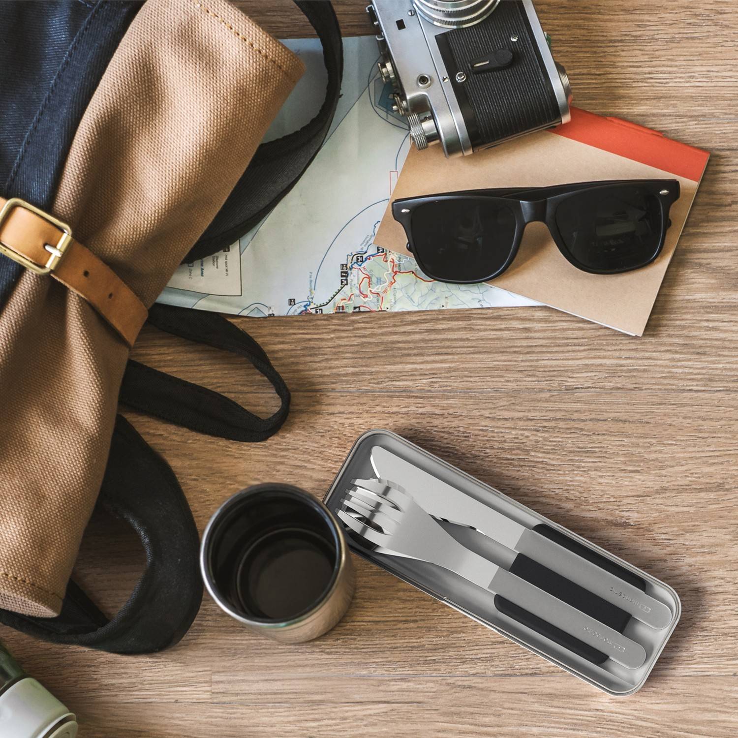 Monbento Slim Box Onyx – stalowe, kompaktowe sztućce w etui, idealne do lunchboxa i podróży, kolor: czarny