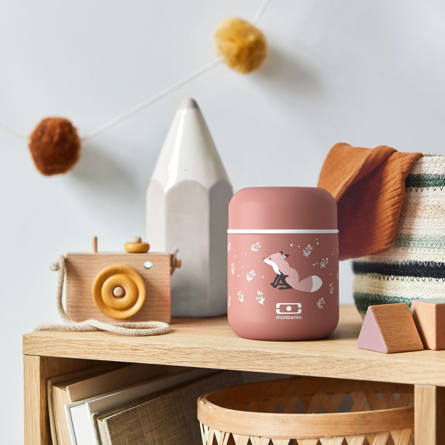 Monbento Capsule Fox – mały termos na drugie danie i owsiankę z lisem